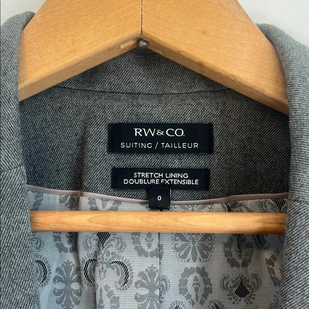 RW&CO ladies Blazer (0) - Picture 8 of 10